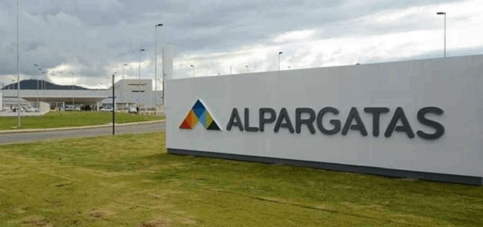 Alpargatas vende su planta de Catamarca a Fibran Sur
